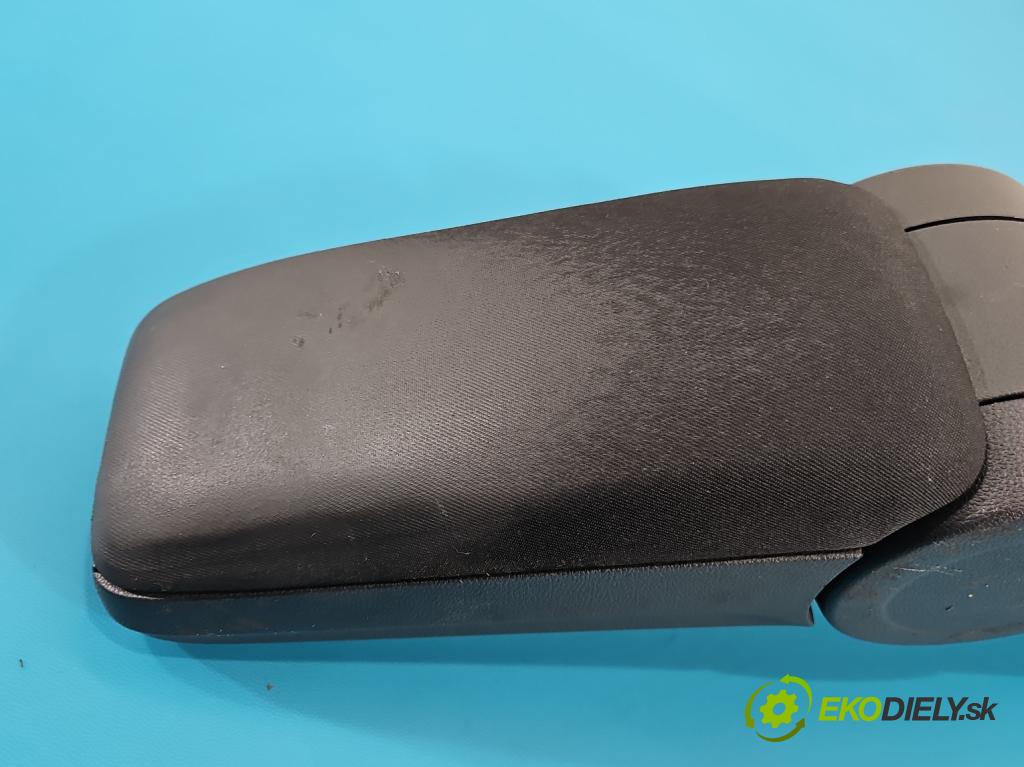 Skoda Fabia III 2014- 2021 1.2 TSI 110 HP manual 81 kW 1197 cm3 5- operadlo  (Lakťová opierka)