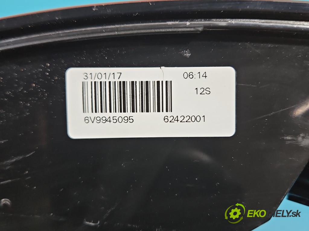 Skoda Fabia III 2014- 2021 1.2 TSI 110 HP manual 81 kW 1197 cm3 5- svetlo / reflektor zadné ľavé 6V9945095 (Kľučka dverí ostatné)