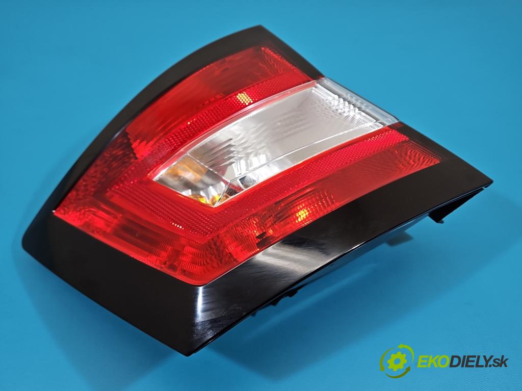 Skoda Fabia III 2014- 2021 1.2 TSI 110 HP manual 81 kW 1197 cm3 5- svetlo / reflektor zadné ľavé 6V9945095 (Kľučka dverí ostatné)