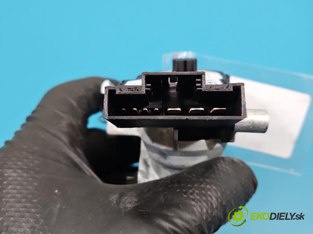 Skoda Fabia III 2014- 2021 1.2 TSI 110 HP manual 81 kW 1197 cm3 5- Spínačka 1K0905851D (Spínacia skrinka)