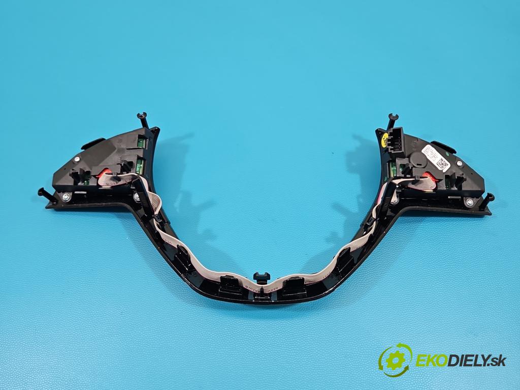 Skoda Fabia III 2014- 2021 1.2 TSI 110 HP manual 81 kW 1197 cm3 5- prepínač multifunkční: řízení: 3V0919719A (Prepínacie páčky pod volantom)