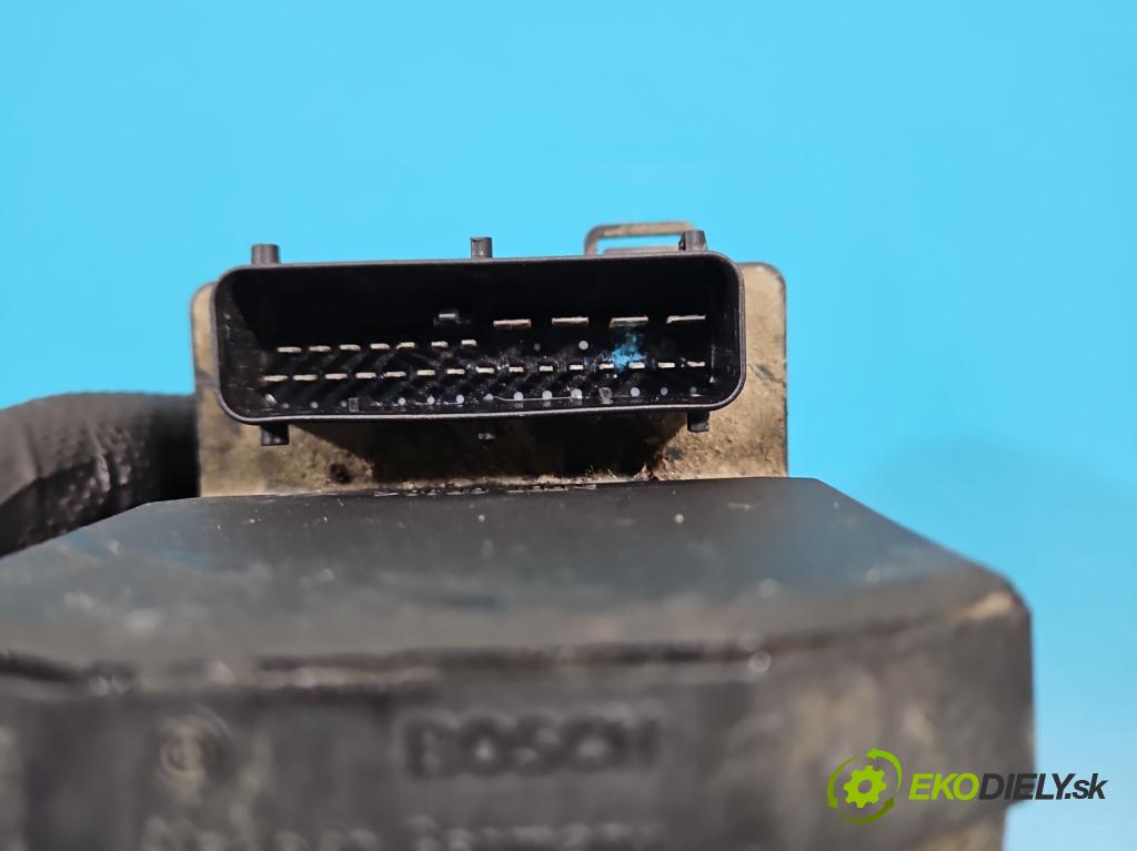 Vw Transporter T4 1990-2003 2.5 TDI 88 HP manual 65 kW 2461 cm3 5- čerpadlo abs 0265220432 (Pumpa ABS)