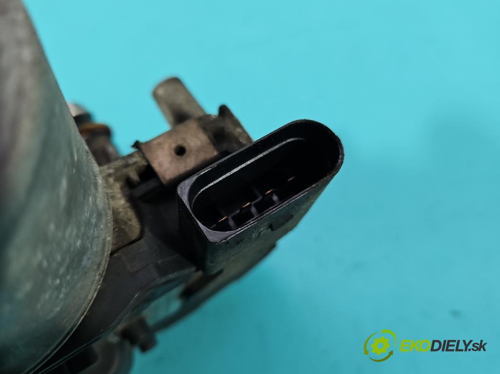 Vw Golf VI 2008-2013 1.6 TDI 90 HP manual 66 kW 1598 cm3 5- motor stieračov predné 1397220652