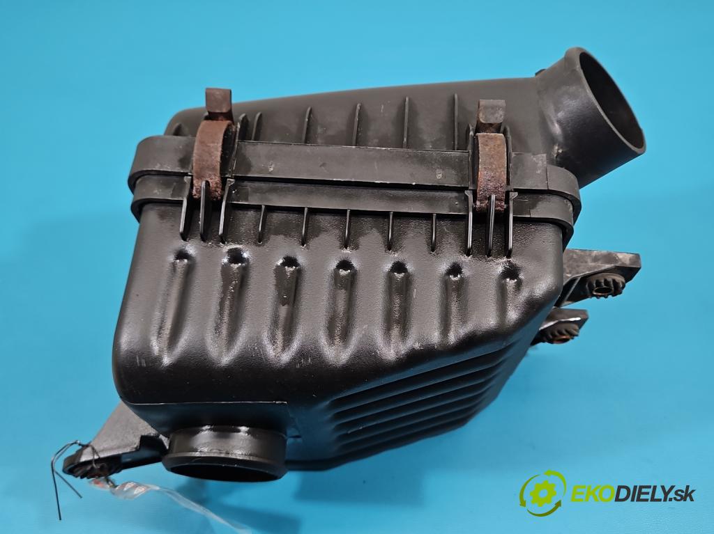 Daewoo Lanos 1.5 8v 0KM manual  1498 cm3 4- obal filtra vzduchu 96182219 (Obal vzduchového filtra)