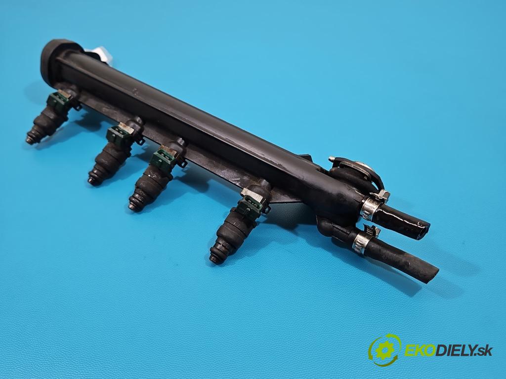 Seat Leon I 1999-2005 1.6 SR 101 HP manual 74 kW 1595 cm3 5- vstrek 037906031AA (Vstrekovač paliva)