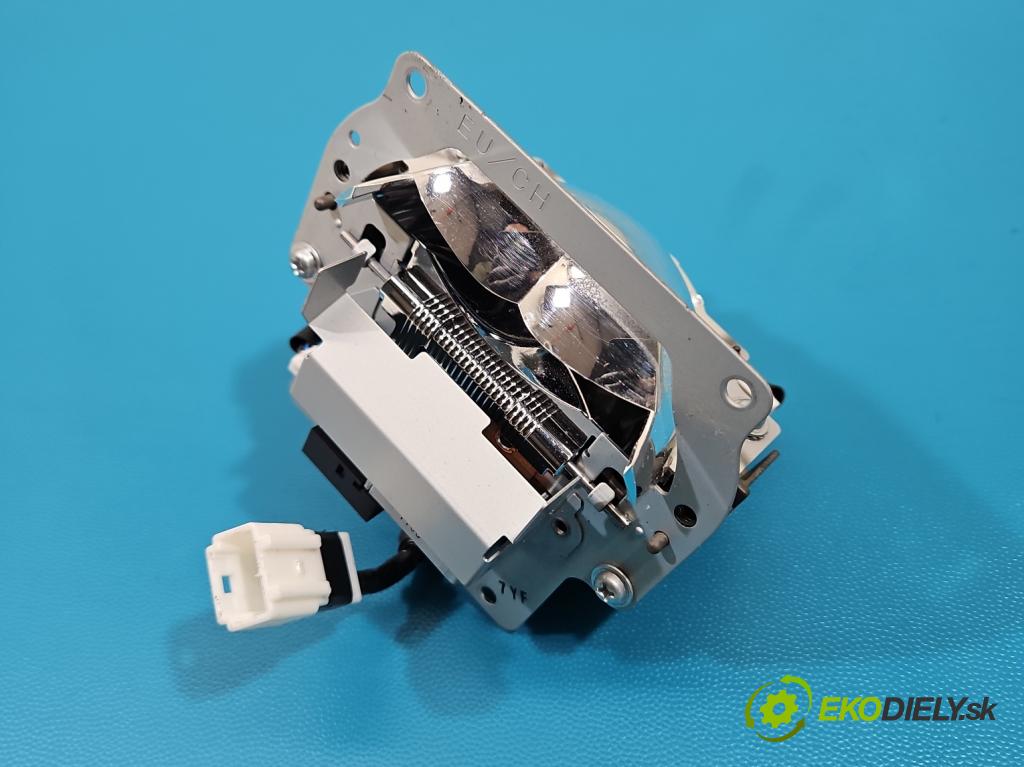 Lexus NX I 2014-2021 2.0 T 238HP automatic 175 kW 1998 cm3 5- Šošovka reflektor: pravej časti