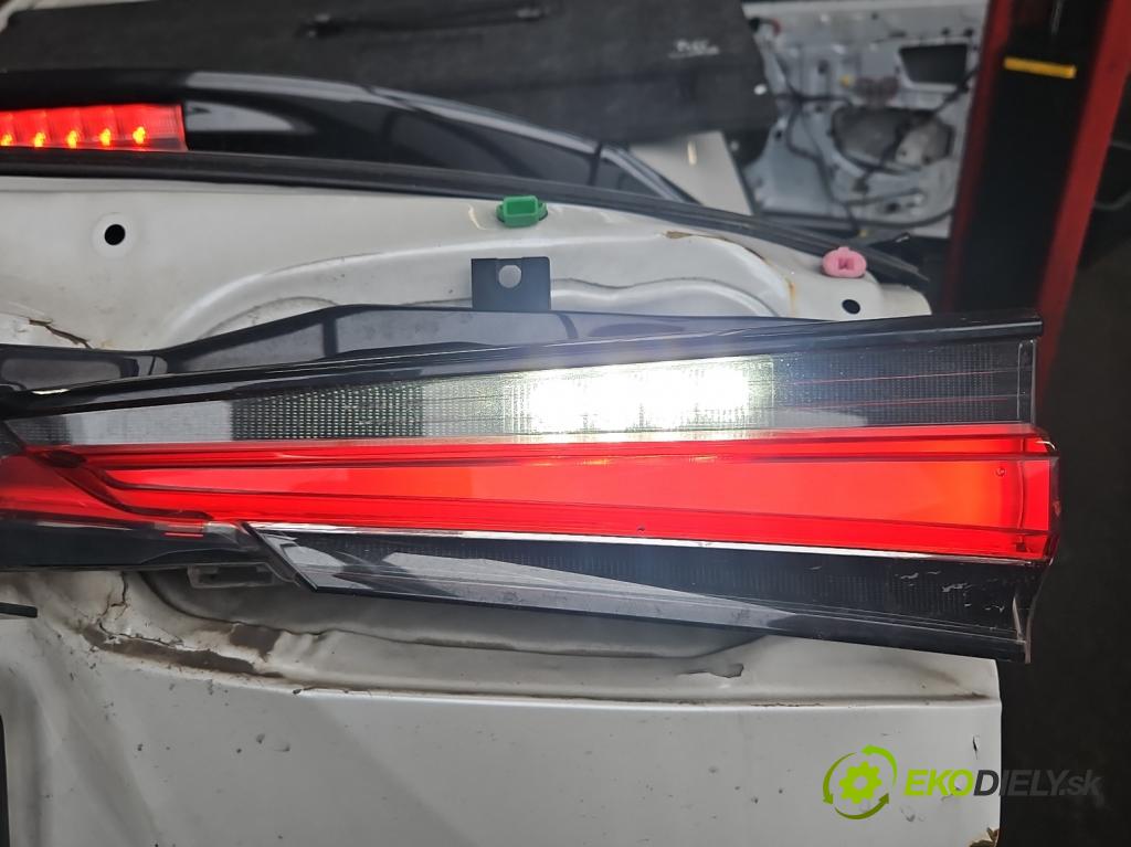 Lexus NX I 2014-2021 2.0 T 238hp automatic 175 kW 1998 cm3 5- světlo zadní pravé W4052 (Klika dveří ostatní)