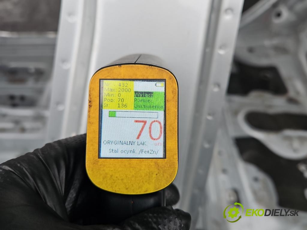 Mercedes A W176 2012-2018 1.5 CDI 109 hp manual 80 kW 1461 cm3 5- práh levý  (Karoserie ostatní)