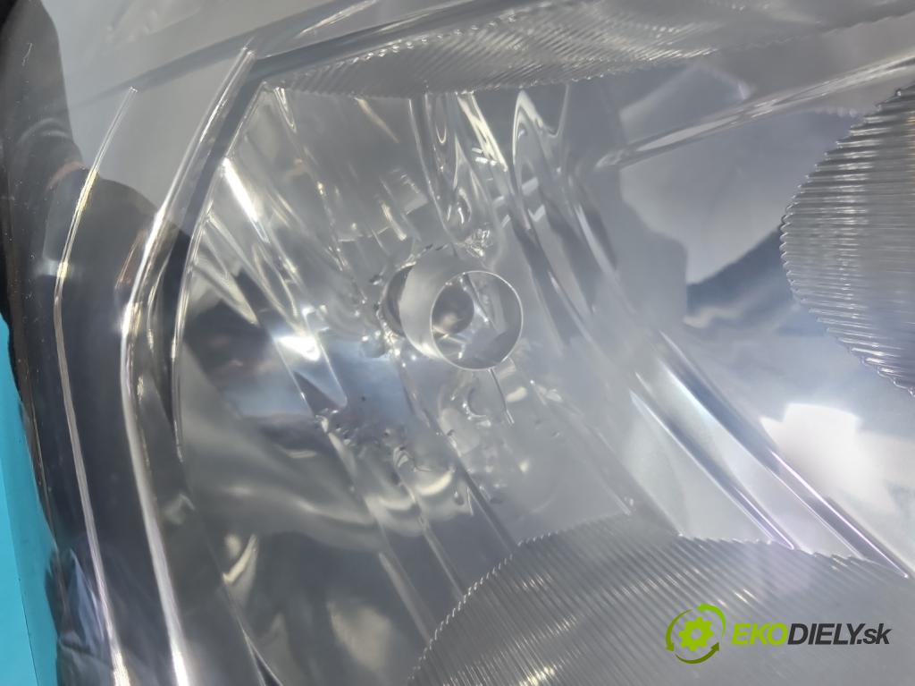 Citroen C4 Picasso I 2006-2013 1.8 16V 125 HP manual 92 kW 1749 cm3 5- Reflektor: pravý  (Svetlo predné pravé)