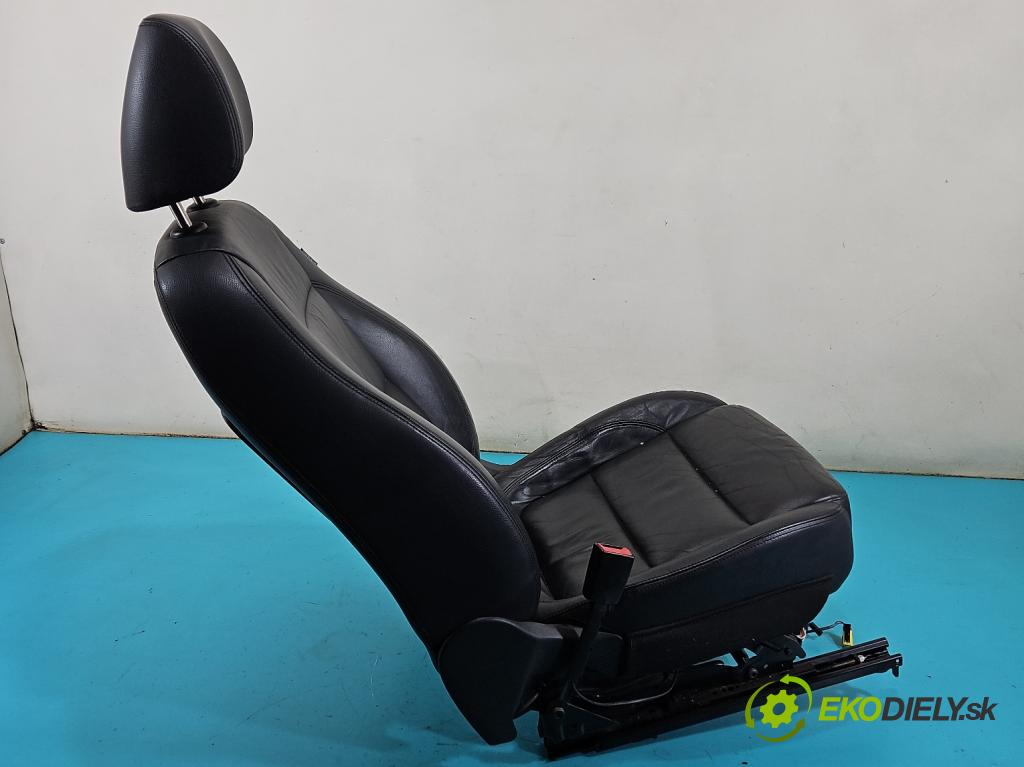 Vw Tiguan I 2007-2016 2.0d 140 hp manual 103 kW 1968 cm3 5- sedačke: komplet