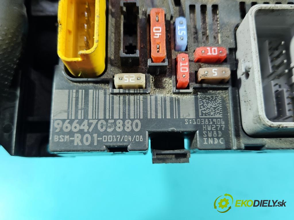 Citroen C4 Picasso I 2006-2013 1.8 16V 125 HP manual 92 kW 1749 cm3 5- riadiaca jednotka komfortu 9664705880