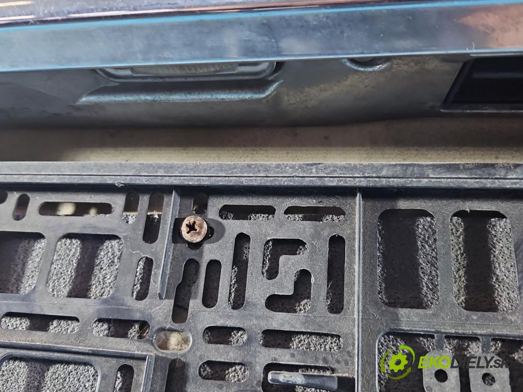 Mercedes E W211 2002-2009 2.2 cdi 136hp automatic 100 kW 2148 cm3 5- zadní kufrové dveře  (Zadní kapota (kufr))