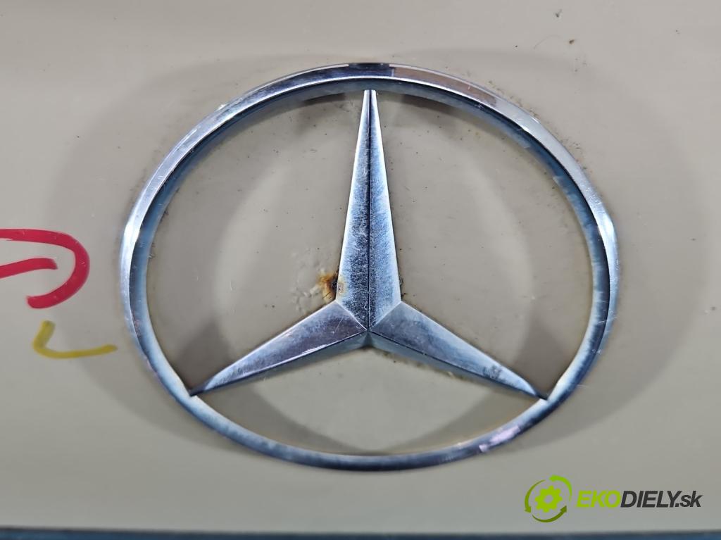 Mercedes E W211 2002-2009 2.2 cdi 136hp automatic 100 kW 2148 cm3 5- zadní kufrové dveře  (Zadní kapota (kufr))