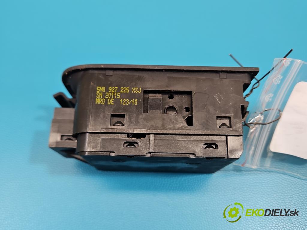 Vw Tiguan I 2007-2016 2.0d 140 HP manual 103 kW 1968 cm3 5- prepínač brzda: ručný 5N0927225 (Prepínacie páčky pod volantom)