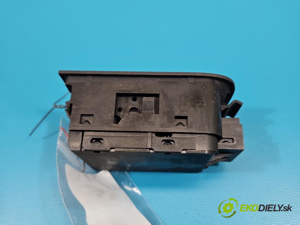 Vw Tiguan I 2007-2016 2.0d 140 HP manual 103 kW 1968 cm3 5- prepínač brzda: ručný 5N0927225 (Prepínacie páčky pod volantom)