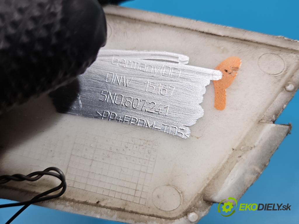 Vw Tiguan I 2007-2016 2.0d 140 hp manual 103 kW 1968 cm3 5- Zaślepka: mřížka: nárazníku pravé 5N0807241