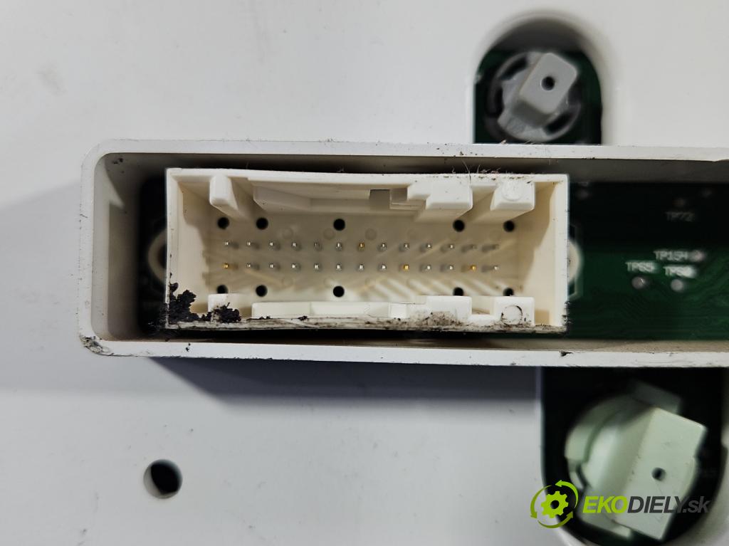 Ford Focus Mk1 1998-2004 1.6 16V 101 HP manual 74 kW 1596 cm3 5- prístrojovka/ budíky 98AP-10841-BC (Prístrojová doska)