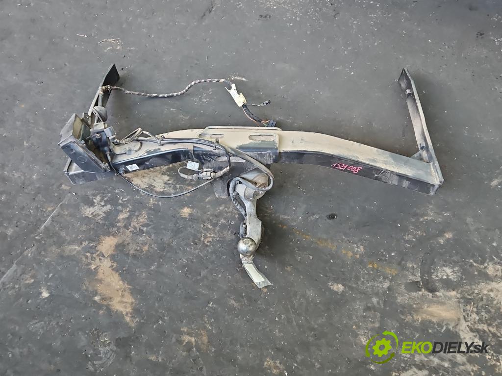 Vw Tiguan I 2007-2016 2.0d 140 hp manual 103 kW 1968 cm3 5- oko tažné 5N0803880J (Tažné zařízení)