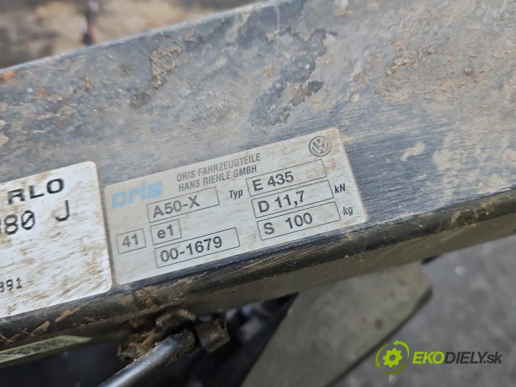 Vw Tiguan I 2007-2016 2.0d 140 hp manual 103 kW 1968 cm3 5- oko tažné 5N0803880J (Tažné zařízení)