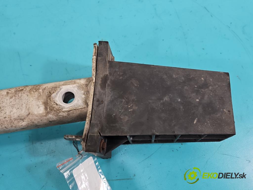 Citroen C4 Picasso I 2006-2013 1.8 16V 125 HP manual 92 kW 1749 cm3 5- výstuha nárazník predné 31012007