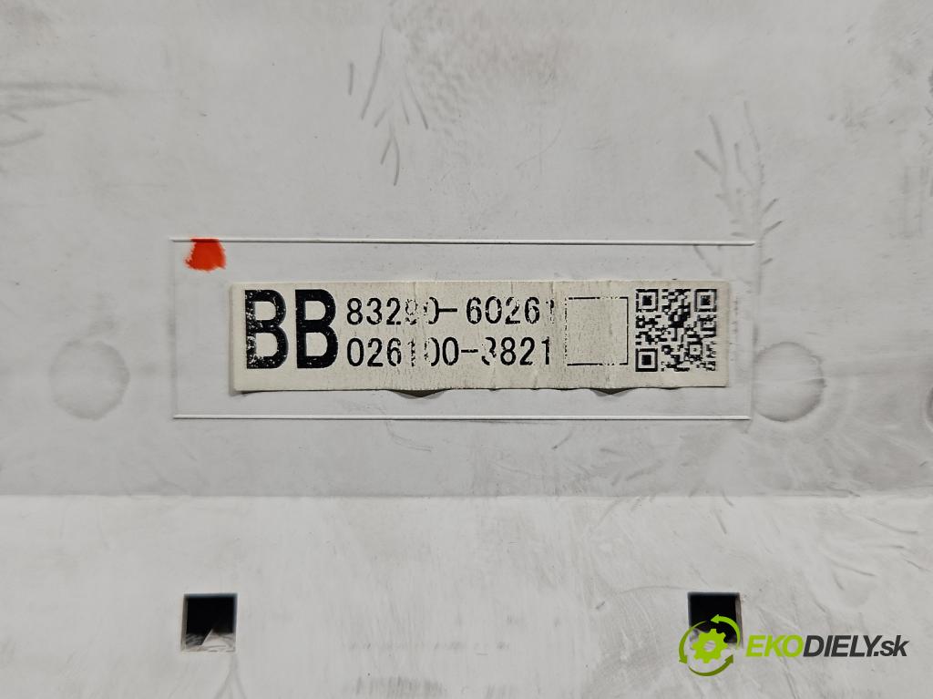 Toyota Land Cruiser J120 2002-2010 3.0 D4D 166 HP automatic 122 kW 2982 cm3 5- Zobrazit: 83290-60261 (Prístrojová doska)