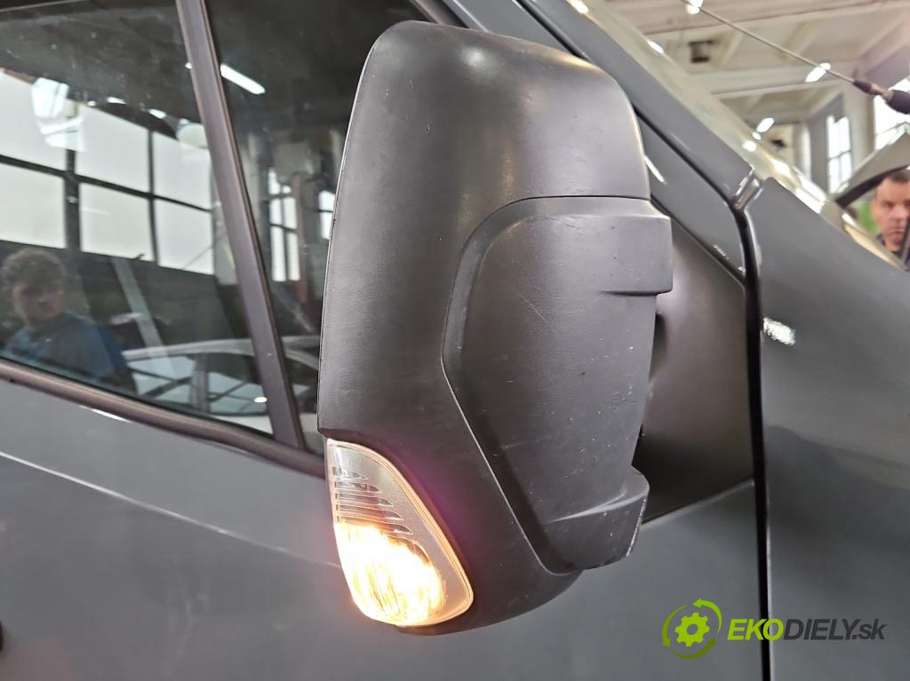 Renault Master III 2010-2024 2.3 DCI 163 hp manual 120 kW 2299 cm3 5- zpětné zrcátko pravé  (Klika dveří ostatní)
