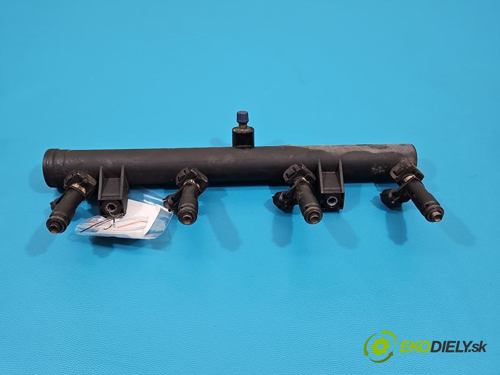 Citroen C4 Picasso I 2006-2013 1.8 16V 125 HP manual 92 kW 1749 cm3 5- vstrek  (Vstrekovač paliva)