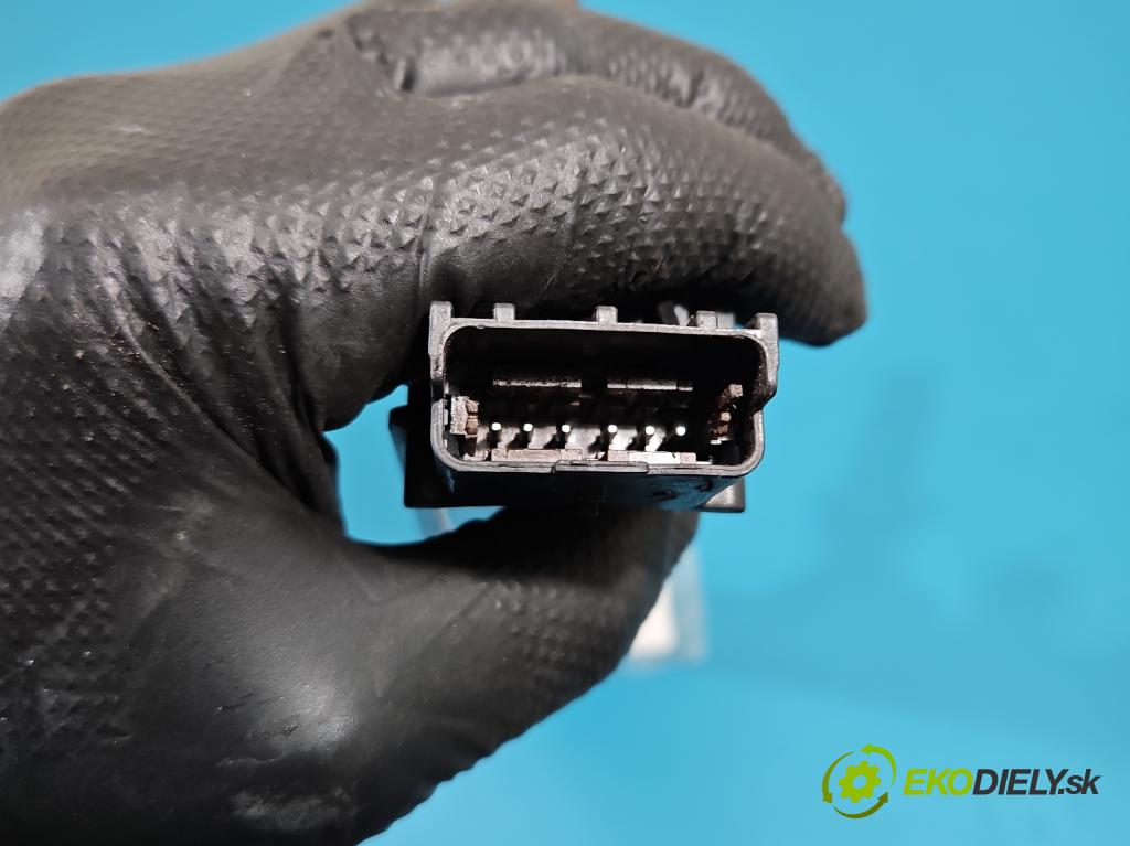 Citroen C4 Picasso I 2006-2013 1.8 16V 125 HP manual 92 kW 1749 cm3 5- cievka zapaľovacia 880118 (Zapaľovacia cievka)