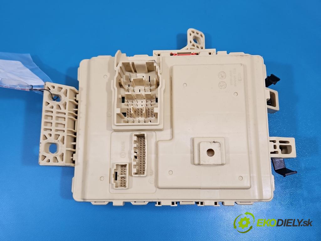 Kia Stinger 2017-2023 2.0 T-GDI 256KM automatic 188 kW 1998 cm3 5- skříňka pojistková 91951-J5190 (Pojistková skříňka)