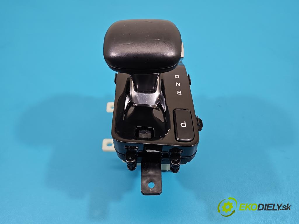 Kia Stinger 2017-2023 2.0 T-GDI: 256KM automatic 188 kW 1998 cm3 5- Páka: Změny: stupeň,rýchlosť 467W0-J5200 (Rýchlostná páka (kulisa))