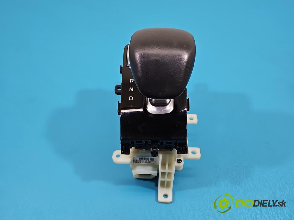 Kia Stinger 2017-2023 2.0 T-GDI: 256KM automatic 188 kW 1998 cm3 5- Páka: Změny: stupeň,rýchlosť 467W0-J5200 (Rýchlostná páka (kulisa))