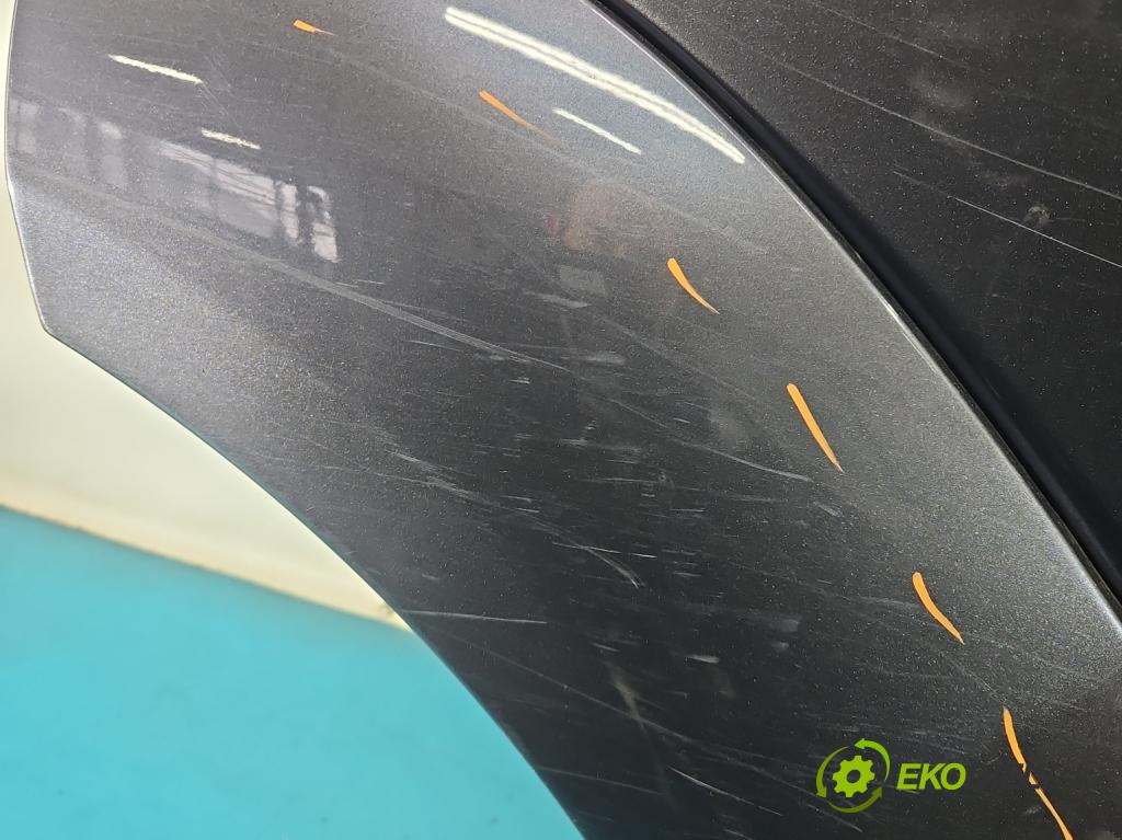 Toyota Land Cruiser J120 2002-2010 3.0 D4D 166 hp automatic 122 kW 2982 cm3 5- dveře zadní pravé  (Klika dveří ostatní)