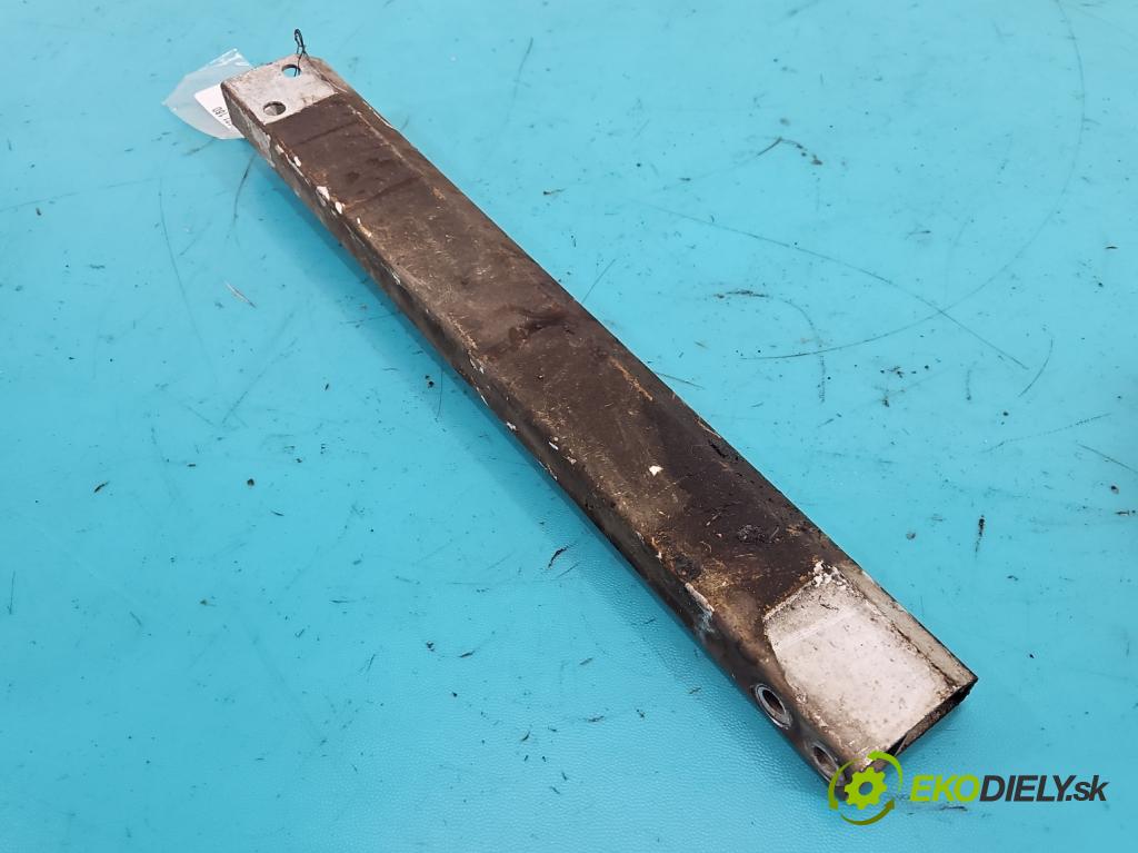 Mercedes A W176 2012-2018 1.5 CDI 109 hp manual 80 kW 1461 cm3 5- Upevnění: A2466280229