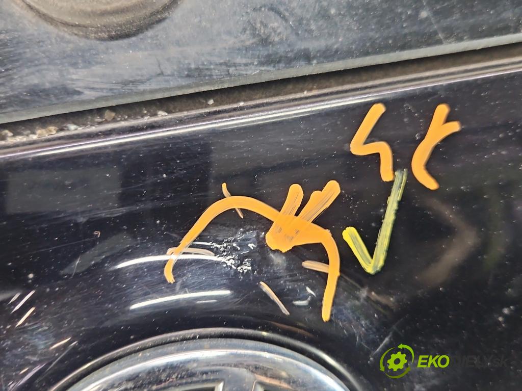 Vw Golf VI 2008-2013 1.6 TDI 90 hp manual 66 kW 1598 cm3 5- zadní kufrové dveře  (Zadní kapota (kufr))