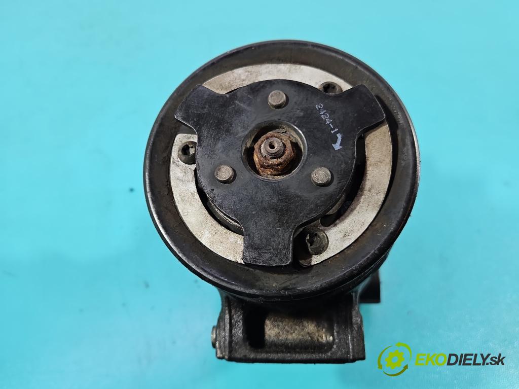 Vw Golf VI 2008-2013 1.6 TDI 90 HP manual 66 kW 1598 cm3 5- Kompresor: klimatizácie 5N0820803H (Kompresor klimatizácie)