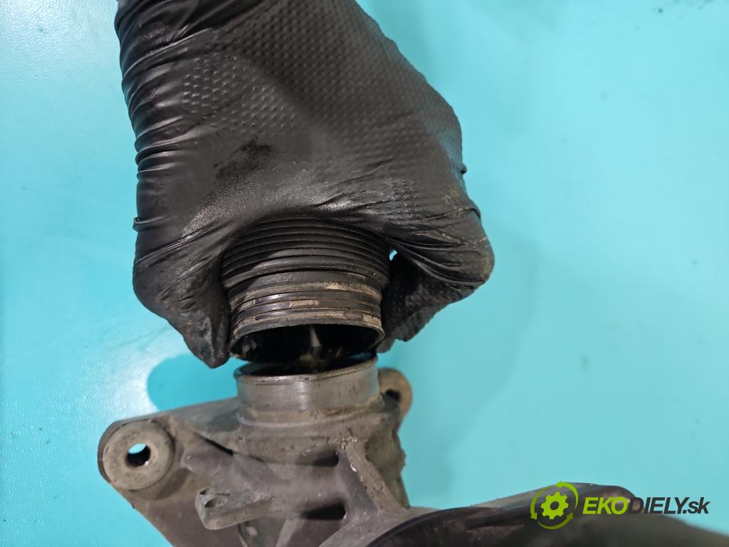 Vw Golf VI 2008-2013 1.6 TDI 90 HP manual 66 kW 1598 cm3 5- Ozubené kolo: volant 1K1423051ES