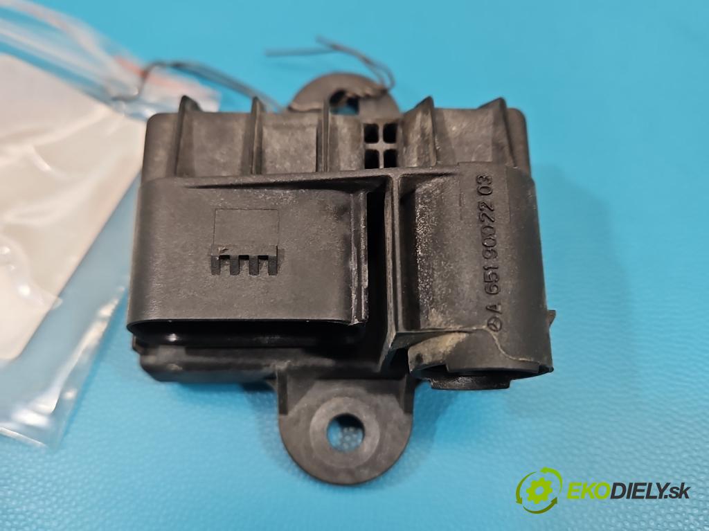 Mercedes A W176 2012-2018 1.5 CDI 109 HP manual 80 kW 1461 cm3 5- Relé: svíčky: zařicích: A6519002203 (Relé)