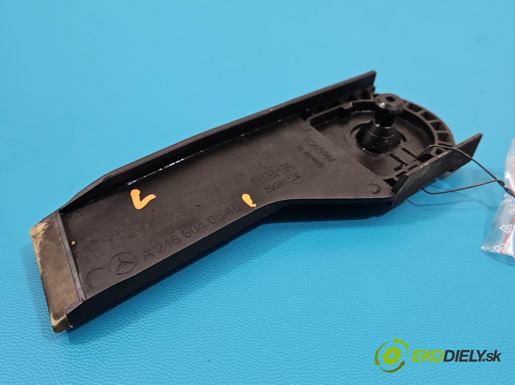 Mercedes A W176 2012-2018 1.5 CDI 109 HP manual 80 kW 1461 cm3 5- Upevnenie: A2465040540