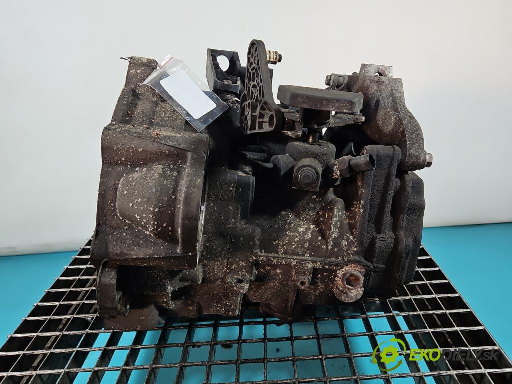 Vw Golf VI 2008-2013 1.6 TDI 90 HP manual 66 kW 1598 cm3 5- prevodovka stupeň,rýchlosť manual LHWA