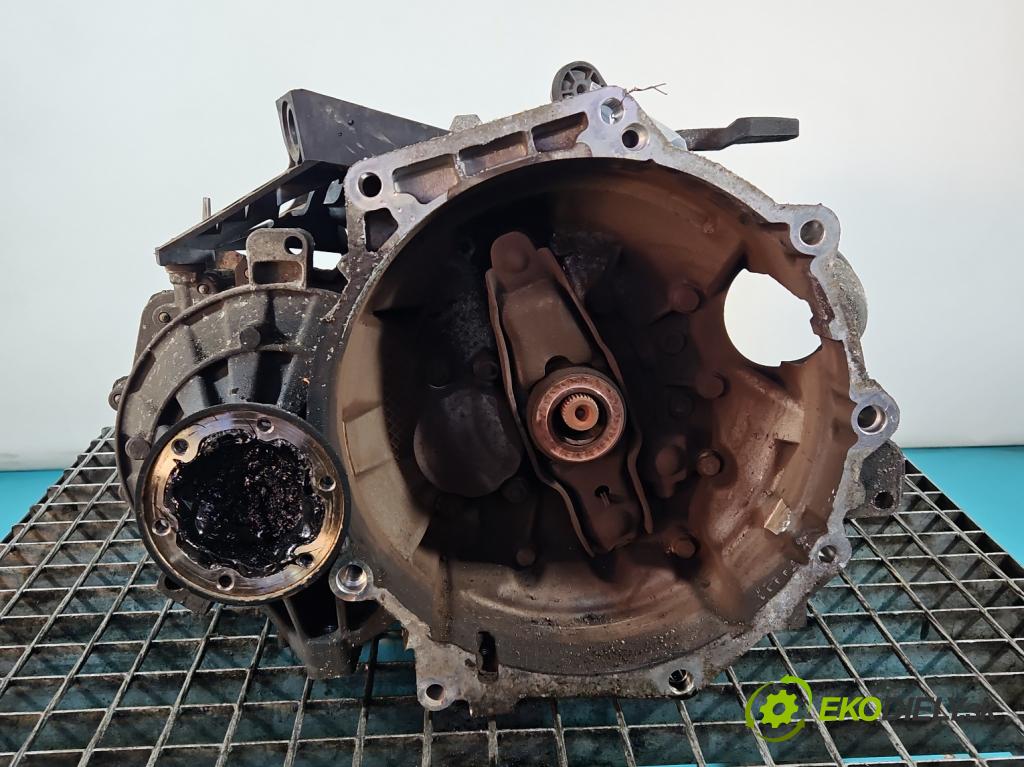 Vw Golf VI 2008-2013 1.6 TDI 90 HP manual 66 kW 1598 cm3 5- prevodovka stupeň,rýchlosť manual LHWA