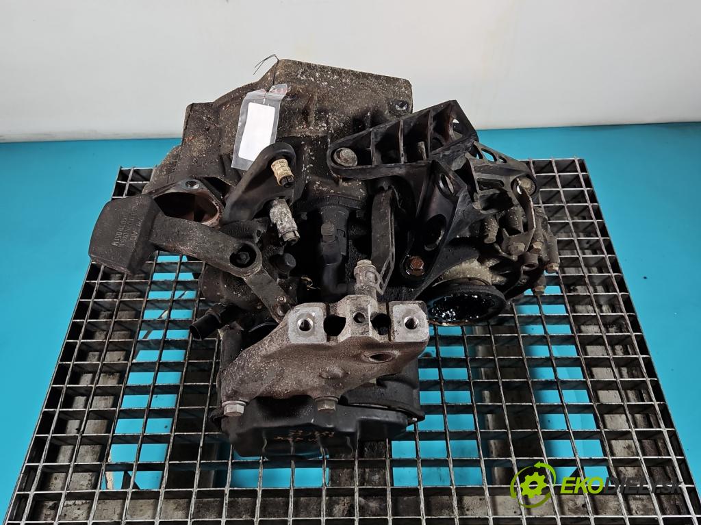 Vw Golf VI 2008-2013 1.6 TDI 90 HP manual 66 kW 1598 cm3 5- prevodovka stupeň,rýchlosť manual LHWA