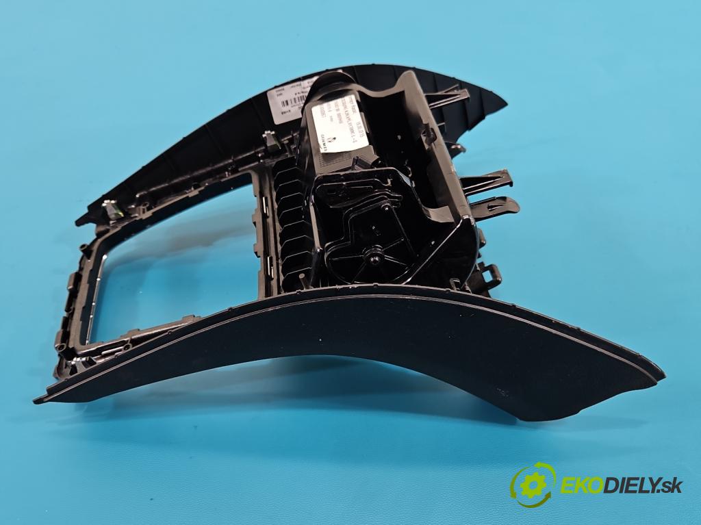 Mercedes A W176 2012-2018 1.5 CDI 109 HP manual 80 kW 1461 cm3 5- kryt plast A1766807100