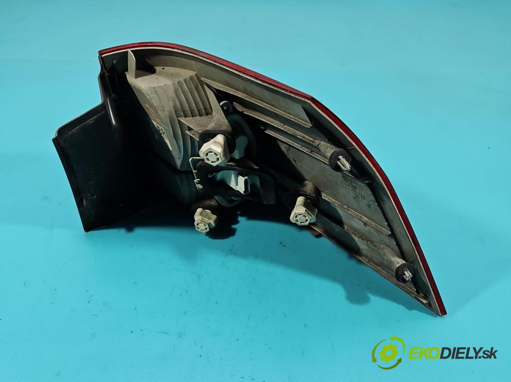 Opel Vectra C 2002-2008 1.9 CDTI 150 hp automatic 110 kW 1910 cm3 5- světlo zadní levé 24469461 (Klika dveří ostatní)