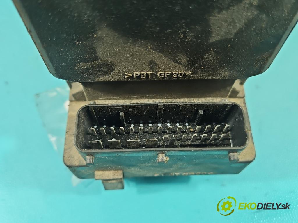 Vw Passat B5 1995-2005 1.9 TDI 90 HP manual 66 kW 1896 cm3 5- čerpadlo abs 8E0614111B (Pumpa ABS)