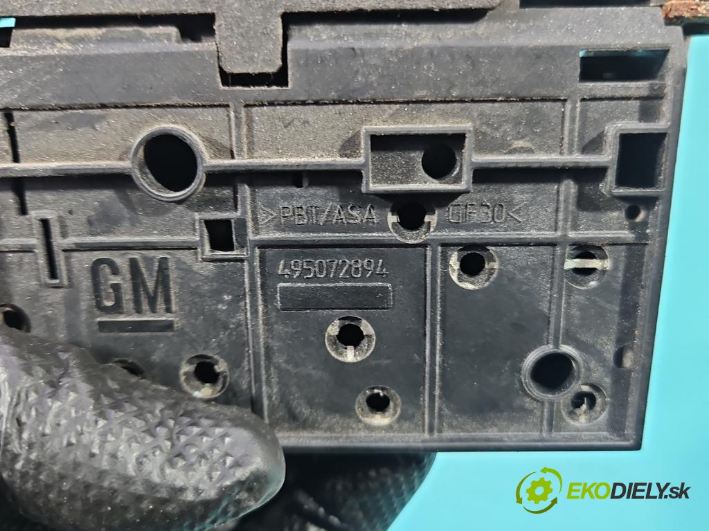 Opel Vectra C 2002-2008 2.2 DTI 125 hp manual 92 kW 2172 cm3 5- zámek kufrových dveří zadní 495072894