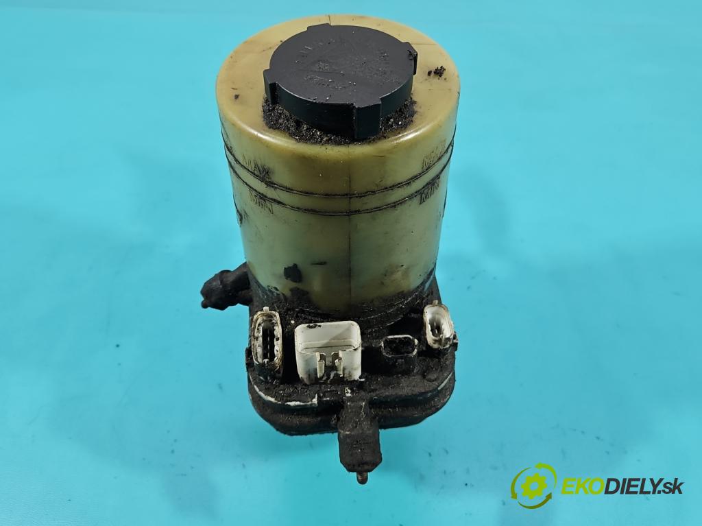 Opel Vectra C 2002-2008 2.2 DTI 125 hp manual 92 kW 2172 cm3 5- čerpadlo posilovač  (Servočerpadlo)