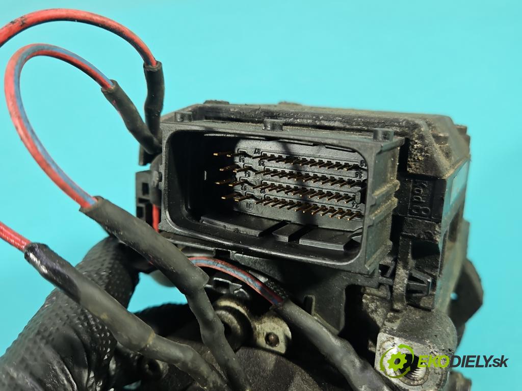 Opel Vectra C 2002-2008 2.2 DTI 125 HP manual 92 kW 2172 cm3 5- čerpadlo vstrekovacia 0470504218 (Vstrekovacie čerpadlo)