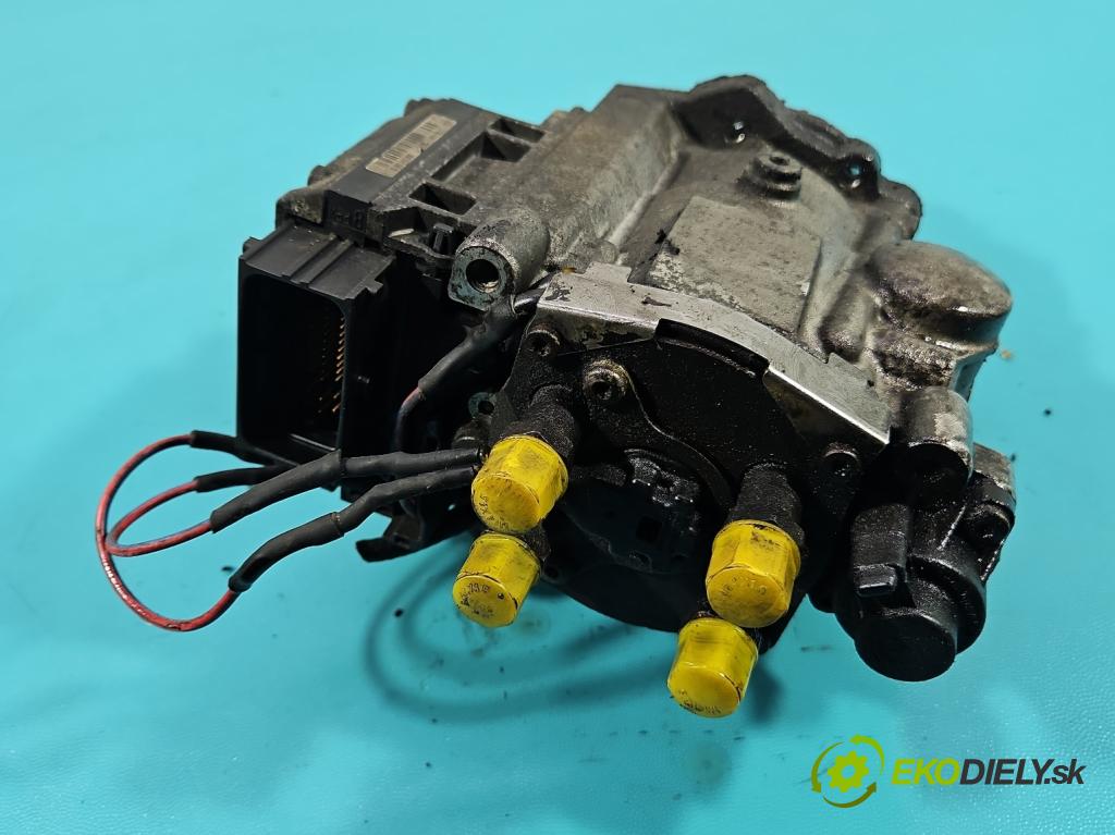 Opel Vectra C 2002-2008 2.2 DTI 125 HP manual 92 kW 2172 cm3 5- čerpadlo vstrekovacia 0470504218 (Vstrekovacie čerpadlo)