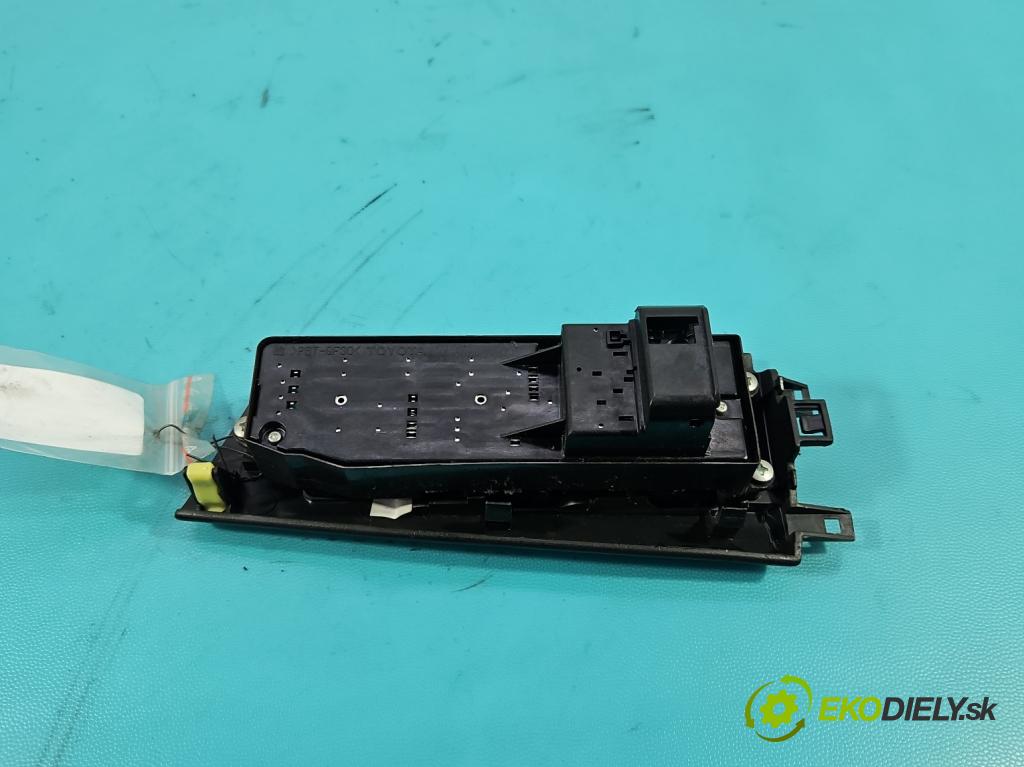 Toyota Corolla E12 2001-2009 1.8 VVTI usa 135 HP manual 99 kW 1794 cm3 4- prepínač okien spätných zrkadiel 74232-02320