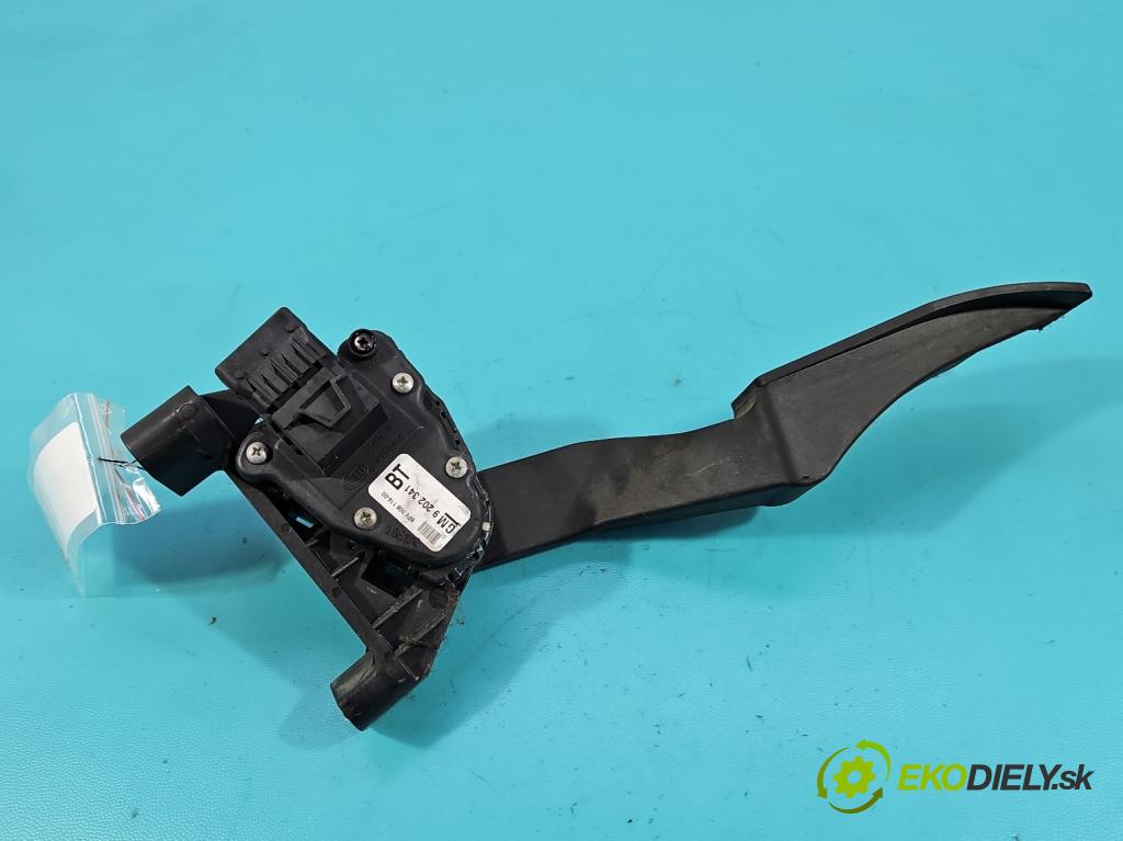 Opel Zafira B 2005-2014 1.9 CDTI 120 HP manual 88 kW 1910 cm3 5- pedal plyn potenciometr: 9202341